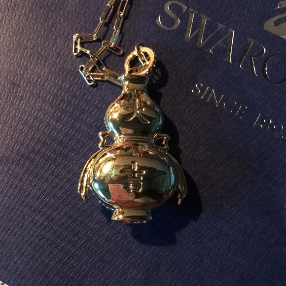 Rare Authentic Swarovski 🧧🎊🎁Chinese Good Fortune Vase Pendent - Picture 6 of 8